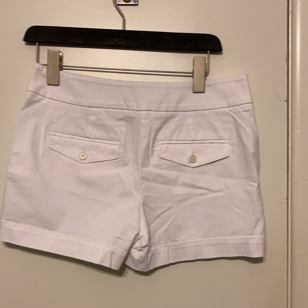 Shorts - Picture 2 of 4